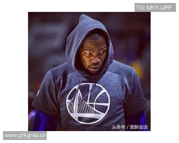 迈克布朗在勇士拓展进攻理念但坚实防守基础依然不可或缺 迈克布朗在勇士拓展进攻理念但坚实防守基础依然不可或缺