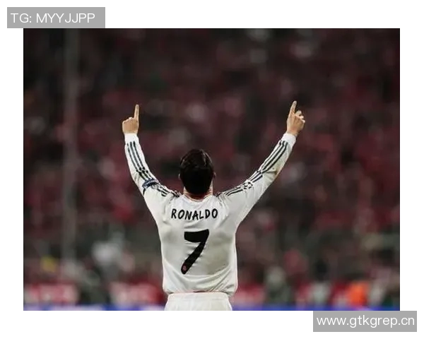 纪念大罗首秀23周年皇马官网致敬历史最佳前锋之一