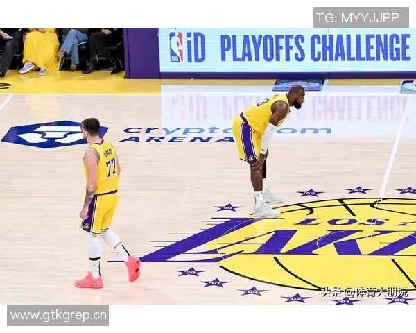 艾顿谈篮球哲学：得分与出手数不重要我信任东契奇詹姆斯和里夫斯的能力