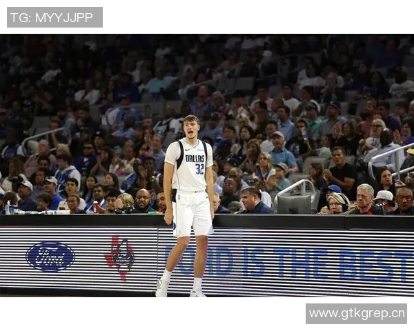 拉塞尔表示弗拉格已做好准备欧文与浓眉将提供支持与建议