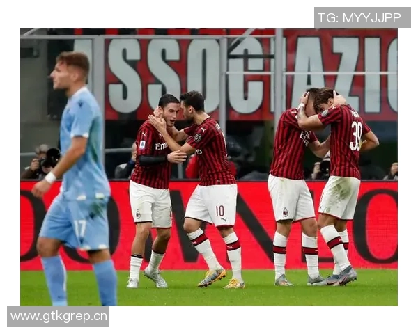 德国裁判茨瓦尔执法切尔西与阿贾克斯对决引发关注