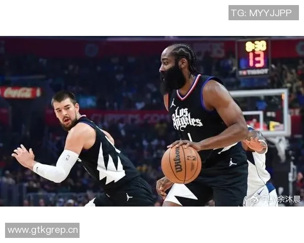 快船需理清轮换以助哈登保持开季进攻状态 快船需理清轮换以助哈登保持开季进攻状态