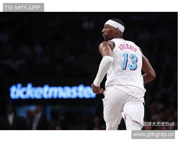 阿德巴约半场火力全开13投7中三分3中7砍下17分助力球队进攻 阿德巴约半场火力全开13投7中三分3中7砍下17分助力球队进攻