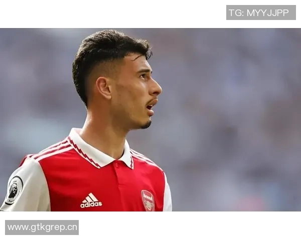 名宿点评热刺缺乏斗志阿森纳表现未尽全力引发关注 名宿点评热刺缺乏斗志阿森纳表现未尽全力引发关注