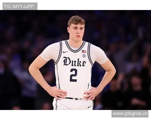 弗拉格分享篮球战术经验轻松应对NBA与大学术语混淆