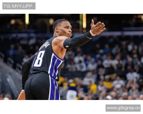 威少盛赞小萨准绝杀表现表达作为老将的骄傲与新秀的期待 威少盛赞小萨准绝杀表现表达作为老将的骄傲与新秀的期待