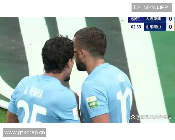 多队争抢柏林联合中卫多基冬窗或将离队引发关注