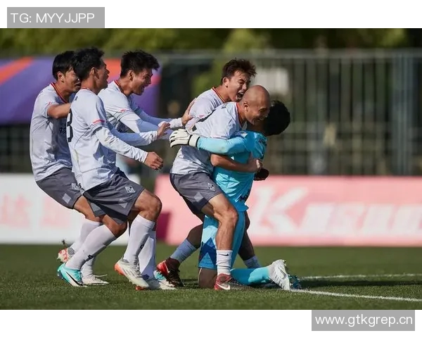 山东泰山B队在中乙联赛收官战中以五球大胜深圳二零二八队展现强劲实力 山东泰山B队在中乙联赛收官战中以五球大胜深圳二零二八队展现强劲实力