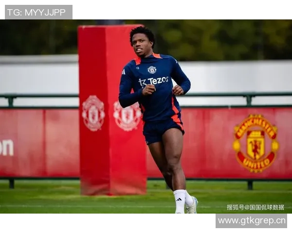 萨利巴社交媒体分享防守里沙利松照片坚定宣言北伦敦依旧是红色的 萨利巴社交媒体分享防守里沙利松照片坚定宣言北伦敦依旧是红色的