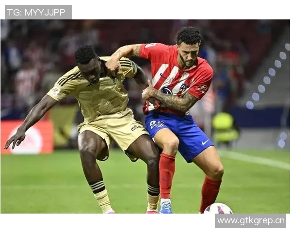 里肯强调与施洛特贝克的高度信任关系及对多特的完全认同