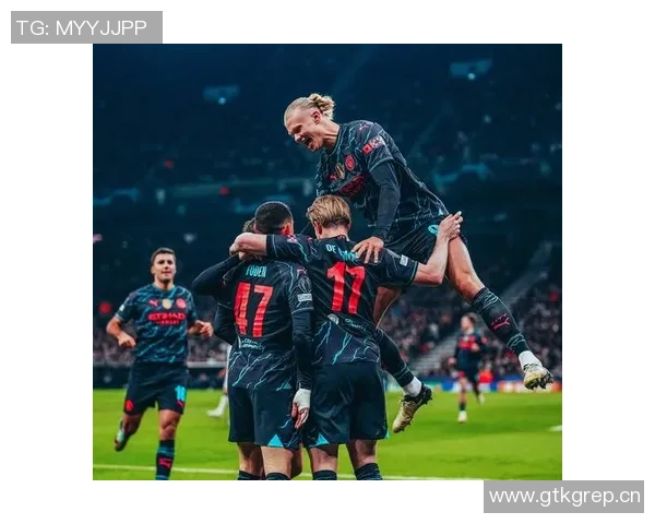 自2019-20赛季以来欧冠进球榜莱万领先哈兰德紧随其后