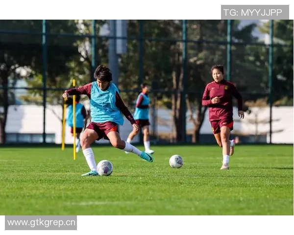 U17女足赛事惊现逆转美国队短时间内连入两球中国队陷入困境 U17女足赛事惊现逆转美国队短时间内连入两球中国队陷入困境