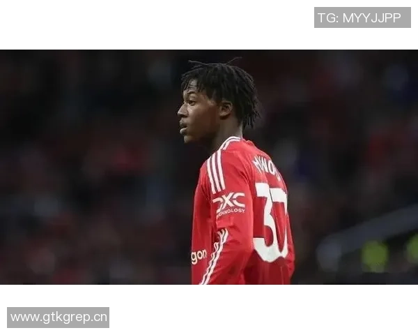 梅努趣味问答揭晓曼联传奇7号之争及最爱黑色球衣的秘密