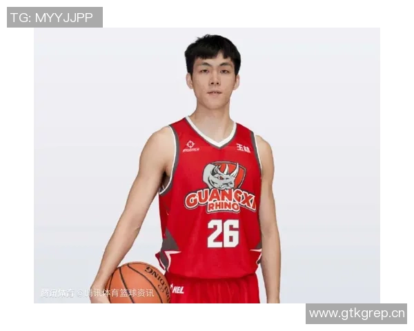 庞峥麟NBL表现优异回归CBA场均228分并列本土第一 庞峥麟NBL表现优异回归CBA场均228分并列本土第一