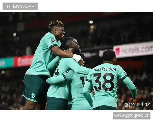 阿森纳险遭狼队逼平差点在本轮失去榜首位置 阿森纳险遭狼队逼平差点在本轮失去榜首位置