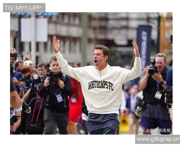 穆勒续约温哥华白浪明年年薪预计达600万欧元