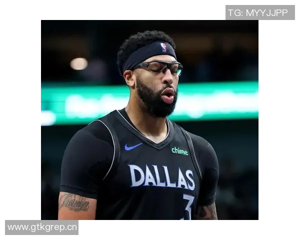 浓眉对独行侠续约持怀疑态度渴望加盟更有续约希望的球队 浓眉对独行侠续约持怀疑态度渴望加盟更有续约希望的球队