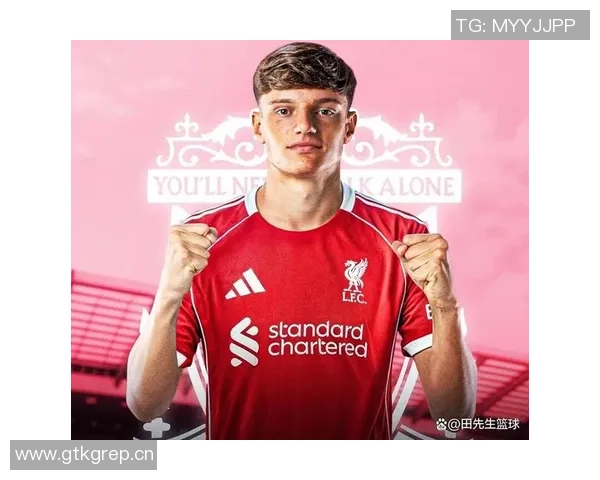 空霸范戴克34岁本赛季头球解围突破100次成五大联赛首位球员 空霸范戴克34岁本赛季头球解围突破100次成五大联赛首位球员