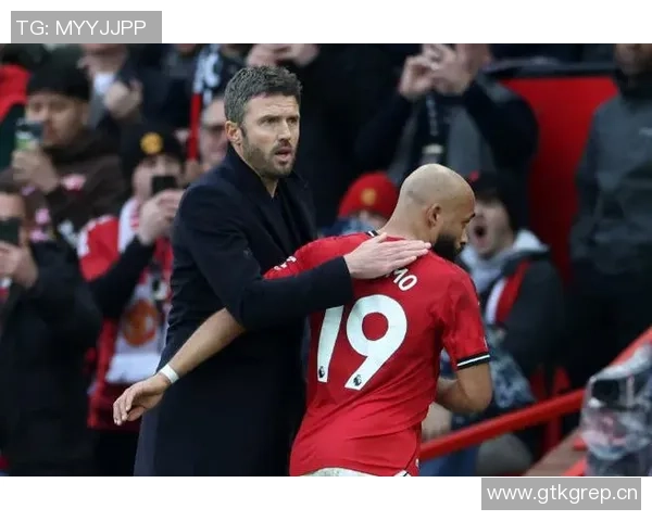 卡里克重回曼市德比现场回忆昔日混战情景并劝架冲突球员